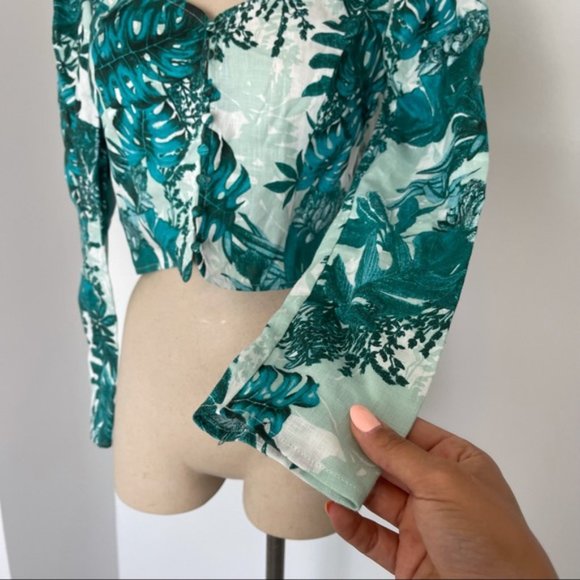 Guess Telana 100% Linen Jungle Print Top Small NWT - Picture 5 of 9